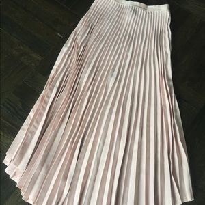 H&M pleated midi blush skirt